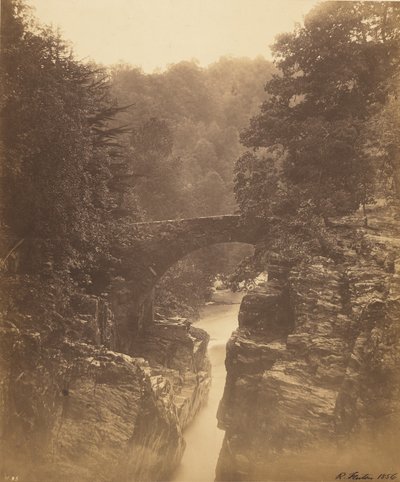 Most Hermitage, Dunkeld autorstwa Roger Fenton