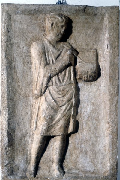 Mężczyzna piszący piórem na woskowej tabliczce, rzymska płaskorzeźba, II-III w. autorstwa Roman