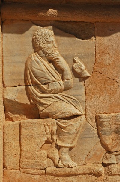 Płaskorzeźby na proscenium teatru rzymskiego, Sabratha, Libia, II wne autorstwa Roman