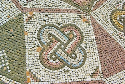 Fragment mozaiki Węzeł Gordyjski, Dom Tezeusza, Pafos, Cypr autorstwa Roman