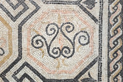 Geometryczny wzór z domus Via san Rocchino, II wiek n.e. (mozaika) autorstwa Roman