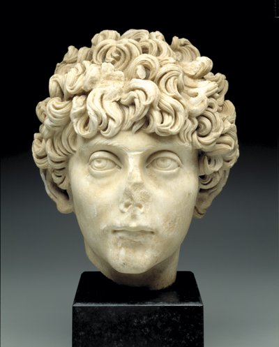 Głowa młodzieńca rzymskiego, ok. 140-170 ne (marmur) autorstwa Roman
