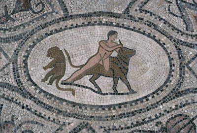 Herkules i byk kreteński, z podłogi "Domu Herkulesa" (mozaika) autorstwa Roman