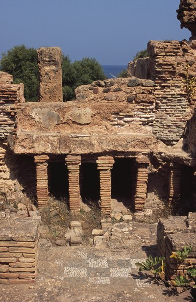 hipokaust autorstwa Roman