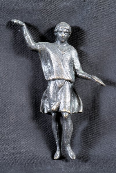 Statuetka Offrande z brązu, kol. prywatny, II wiek. Przypuszczalnie przez pielgrzymów w świątyni Marsa. autorstwa Roman