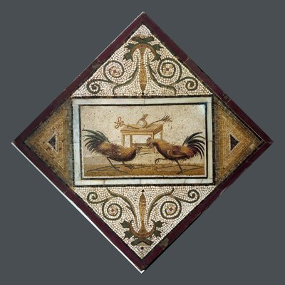 Sztuka rzymska: walki kogutów. Mozaika z Pompejów. Czwarty styl. Narodowe Muzeum Archeologiczne, Neapol autorstwa Roman