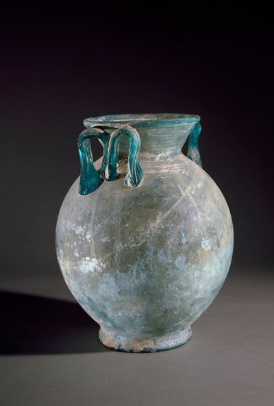 Sztuka rzymska: szklany wazon z uchwytem. Z Pompei we Włoszech. Narodowe Muzeum Archeologiczne w Neapolu autorstwa Roman