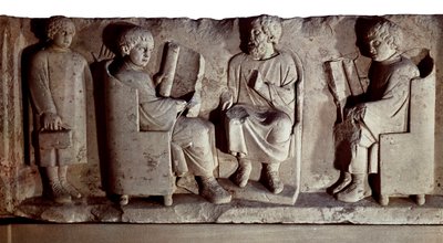 Cywilizacja rzymska. Relief przedstawiający scenę szkolną. Trewir, dawniej znany w języku angielskim jako Treves to miasto w Niemczech nad brzegiem Mozeli, podbite przez Rzymian w I wieku p.n.e. i przemianowane na Trevorum autorstwa Roman