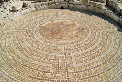 Tezeusz i Minotaur, Dom Tezeusza, Pafos, Cypr (mozaika) autorstwa Roman