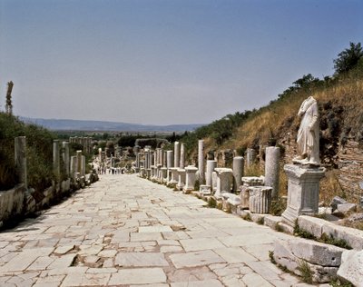 Widok ulicy Curetes w kierunku biblioteki Celsusa. autorstwa Roman