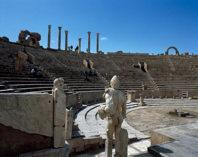 Widok na teatr autorstwa Roman
