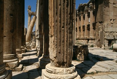 Świątynia Bachusa, detal, okres Wielkiego Cesarstwa (27 pne-395 ne) autorstwa Roman Imperial Period
