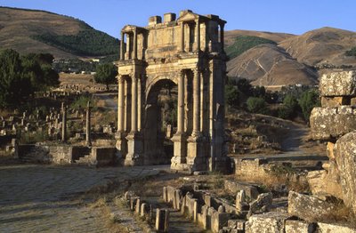 Łuk triumfalny zbudowany na cześć cesarza Karakalli, Okres Wielkiego Cesarstwa (27 p.n.e.-395 n.e.) autorstwa Roman Imperial Period