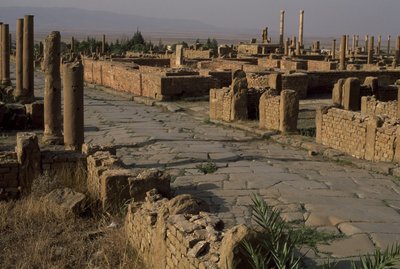 Widok na ulicę, Okres Wysokiego Cesarstwa (27 p.n.e.-395 n.e.) autorstwa Roman Imperial Period