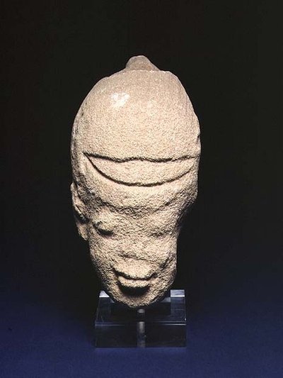 Głowa w hełmie, z Aniby, Nubia (piaskowiec) autorstwa Roman Period Egyptian