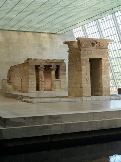 Świątynia Dendur, ok.10 pne (piaskowiec eolski) autorstwa Roman Period Egyptian