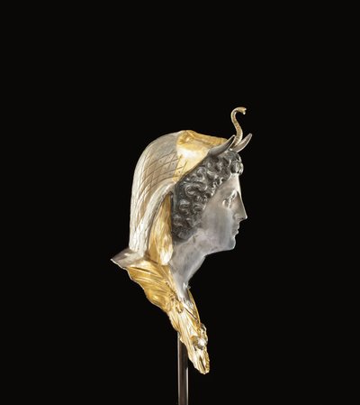 Godło Kleopatry Selene, c. koniec I wieku pne-początek I wieku naszej ery (paczka pozłacana i srebrna) autorstwa Roman Roman