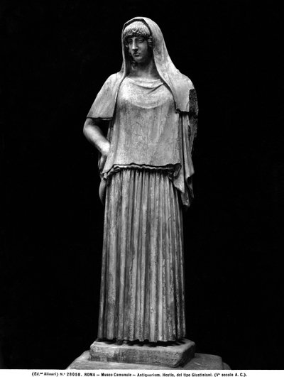Posąg Hestii (marmur) autorstwa Roman Roman