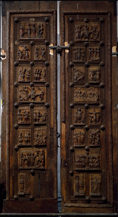 Sztuka romańska: drewniane drzwi z połowy XII wieku kościoła Mariackiego Kapitolu w Kolonii, Niemcy (Sankt Maria im Kapitol, Koln) autorstwa Romanesque