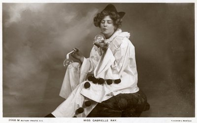 Gabrielle Ray, angielska aktorka, tancerka i piosenkarka, ok. 1900. autorstwa Rotary Photo