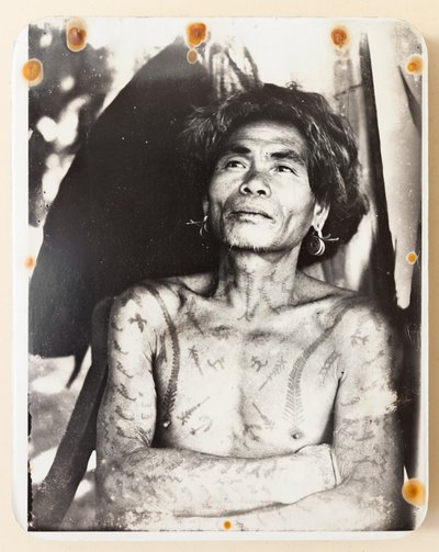Wytatuowany Ifugao z dystryktu Kababuyan autorstwa Roy Barton