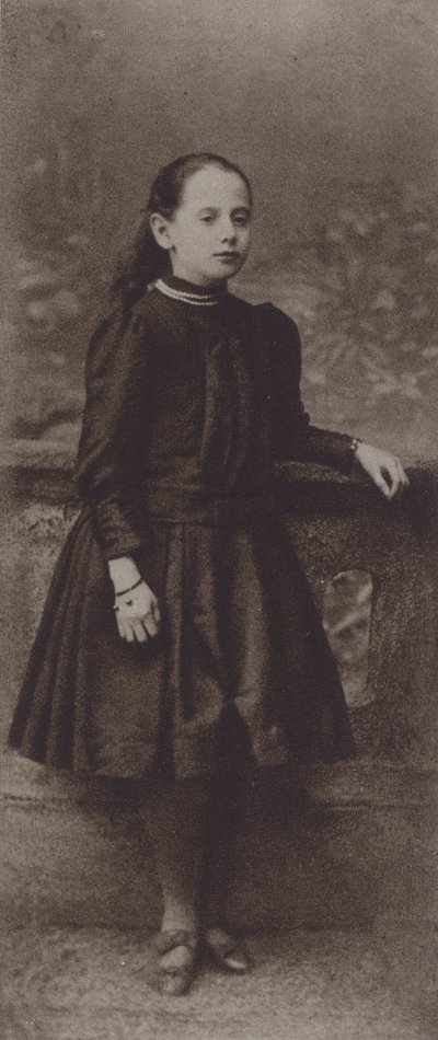 W wieku 9 lat (zdjęcie czarno-białe) autorstwa Russian Photographer (after)