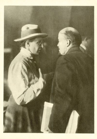 Elena Stasova i Lenin na II Światowym Kongresie Kominternu na Kremlu, Moskwa autorstwa Russian Photographer
