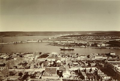 Zatoka Południowa i Przylądek Paul w Sewastopolu (Sewastopol). Zdjęcie albuminy, koniec lat 50. XIX wieku. Instytut Historii Kultury Materialnej w Petersburgu autorstwa Russian Photographer