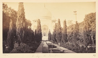 Agra; Tadź widziany od fontanny autorstwa Samuel Bourne