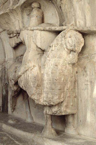 Wyrzeźbienie Khosrow Parviz na koniu Shabdiz z ekwipunkiem ciężkozbrojnego rycerza, ok. 620 ne autorstwa Sasanian School