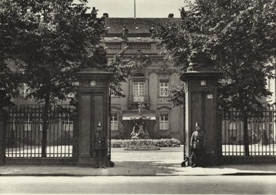 Berlin: Reichsprasidenten-Palais; Rezydencja Prezydenta RP (zdjęcie czarno-białe) autorstwa Sasha Stone