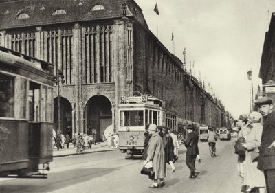 Berlin: dom towarowy Wertheim; Emporium Wertheima (zdjęcie czarno-białe) autorstwa Sasha Stone