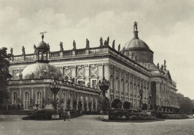 Poczdam, Neues Palais; Nowy Pałac (zdjęcie czarno-białe) autorstwa Sasha Stone
