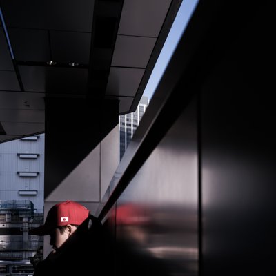 Red Cap – Geometria miejska autorstwa Satoshi Hata