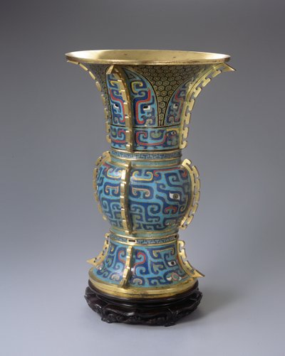 Wazon i stojak w kształcie Zun (emalia cloisonne i zitan) (patrz także 272146) autorstwa School Chinese