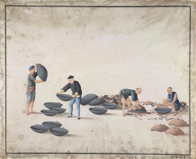 „Wyjmij formę i wyjmij dobrą okrągłodenną patelnię”, produkującą żeliwo w Chinach, ok. 1820 r. (akwarela na papierze) autorstwa School Chinese