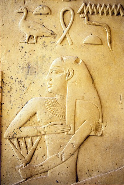 Starożytny Egipt, Rzeźba ścienna, Kaplica Ihy, Ihy, Sakkara (zdjęcie) autorstwa School Egyptian
