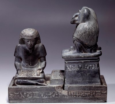 Egipska starożytność: skryba Nebmertouf i małpa Thot, bóg Pisma Świętego i patron skrybów. Rzeźba łupkowa. Regne Amenophisa III (1391-1353) autorstwa School Egyptian