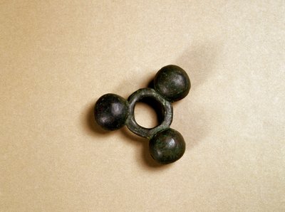 Ozdoba z brązu na rząd koński, okres Kofun (250-538) autorstwa Japanese School