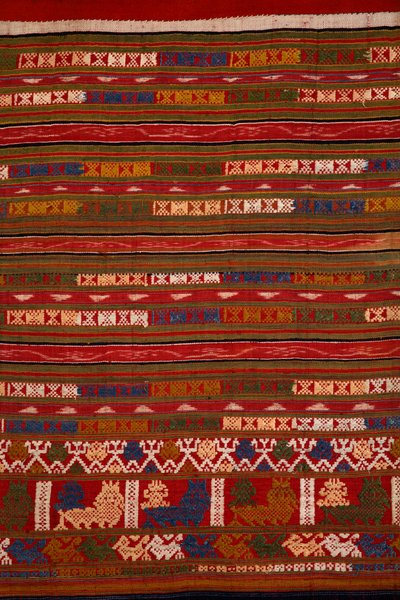 Fragment spódnicy Tai Lu, Muang Hun, prowincja Udomxai, Laos (tekstylia) autorstwa School Laotian