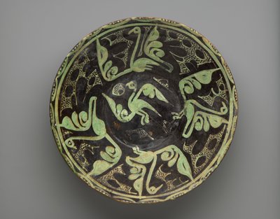 Misa, Samanid, IX-X w. (ceramika, brązowo-biała wkładka, przezroczysta bezbarwna glazura) autorstwa School Persian