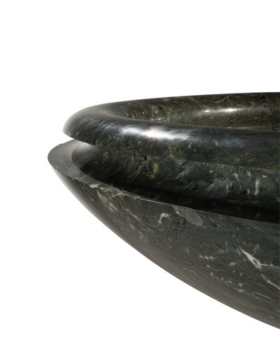 Fragment wazonu, ok. 1830-40 (jaspis Revna) autorstwa School Russian
