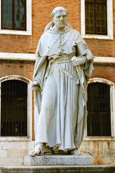 Francisco Ximinez de Cisneros (1436-1517) (marmur) autorstwa School Spanish