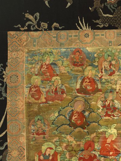 Fragment Trzeciego Panczenlamy Losan Penden Yeshe (gwasz na tkaninie) autorstwa School Tibetan