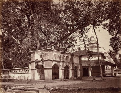 Świątynia buddyjska, Kalani, ok. 1930 r. 1880. autorstwa Scowen and Co.