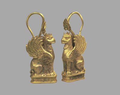 Kolczyk w formie gryfa, V wiek. pne autorstwa Scythian
