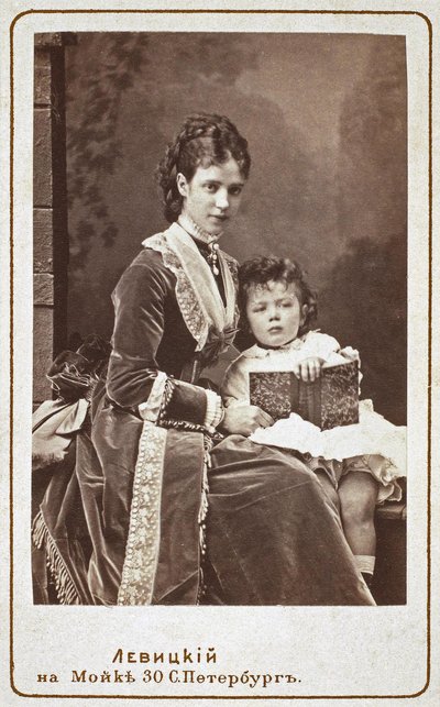 Cesarzowa Maria Fiodorowna Dagmar Danii 1847-1928 z synem Mikołajem Aleksandrowiczem z Rosji, autorstwa Sergei Lvovich Levitsky