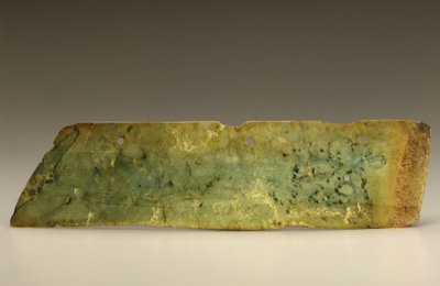 Narzędzie ceremonialne (nefryt) autorstwa Shang Dynasty Chinese School