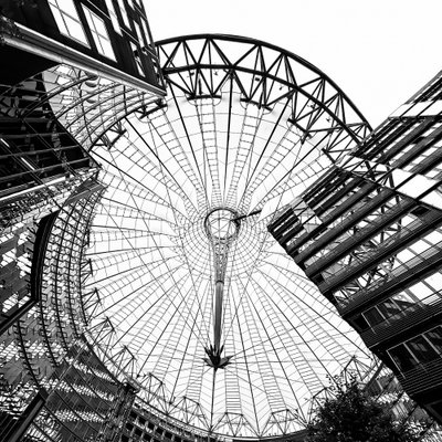 Nowoczesna architektura szklanych dachów autorstwa Shanrui Ren