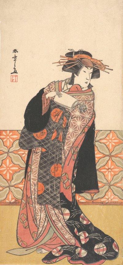 Nakamura Riko jako bogato odziana kurtyzana stojąca w pokoju, ca. 1778. autorstwa Shunsho